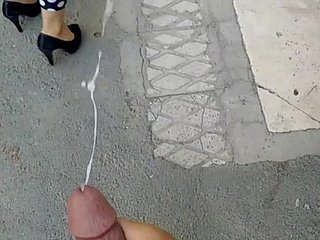 Kamu cumshot