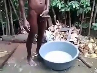 Черный, старый geezar