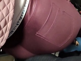 Menyentuh di Metro