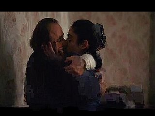 لب دادن گلشیفته فراهانی به دو مرد - غلشيفته فراهاني الفرنسية قبلة