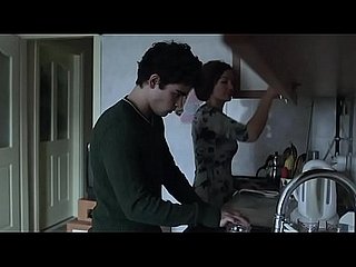 Rahasia MILF dengan teman putranya