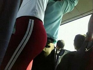 Mr. Voyeur -Gostosa no ônibus