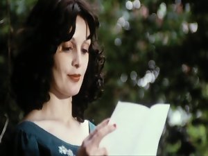 Off colour Sisters - 1977 (phục hồi)