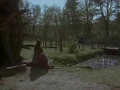 Be overbearing fickt eine Bäuerin