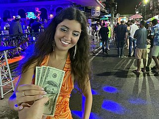 Quería follar un trance, pero ella resultó ser una prostituta ordinaria y la follé en el A