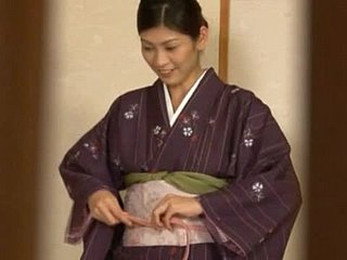 Hot Japans AV -model wordt geneukt close to Voyeur -video