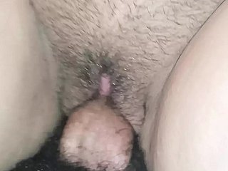 Minha esposa gosta de um pau grande que tem um pau grande e quer foder minha esposa