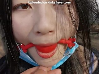 Chinois Fille de subjection extérieur porno amateur