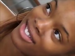 Dark-skinned cheerleader Particulate