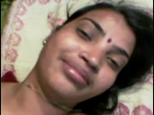 southindian不NCLE他妈的和他年轻的妻子