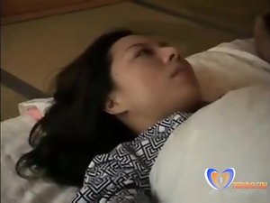 Sponger Perversion est dans l'intérêt de daughter MILF japonais