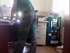 cam tersembunyi pada setiausaha pejabat,