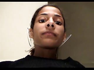Eunique & # 039; s Muted Clit
