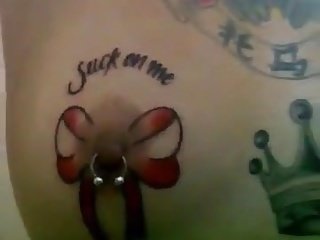 Filipina puta tatuado y perforado