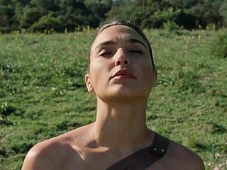 Demoiselle Gadot, dll ... - Appreciation Explicit