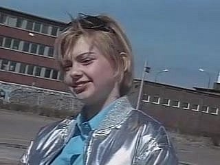 Lilliputian Schwedisch Teen