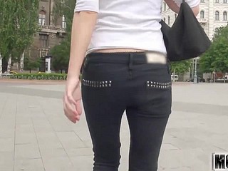 Les bandes touristiques Sa vidéo Anal Exploits - mettant en striker Macy Mofos