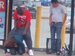 Roleplay salope get leman arrêt de bus bbc cum